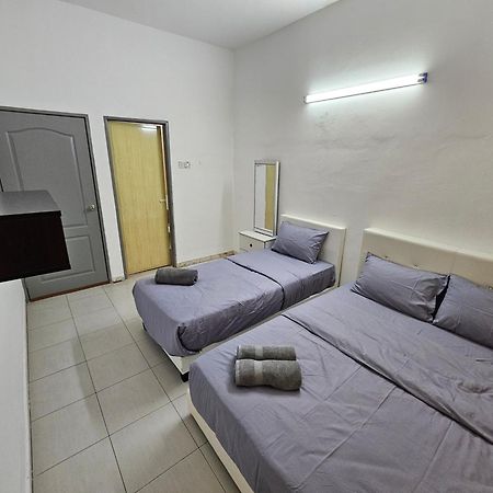 Rain Forest Hostel อิโปห์ ภายนอก รูปภาพ