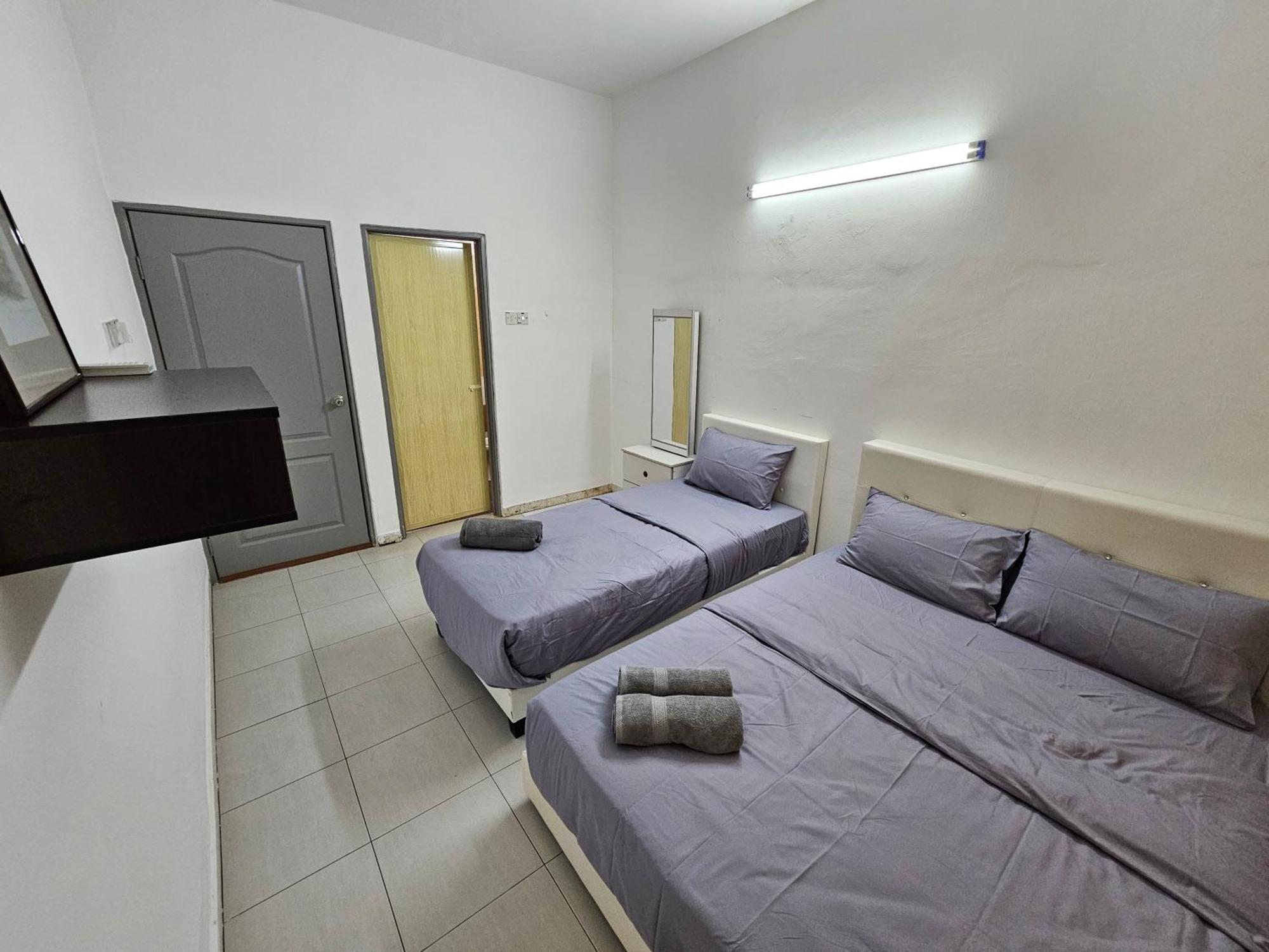 Rain Forest Hostel อิโปห์ ภายนอก รูปภาพ